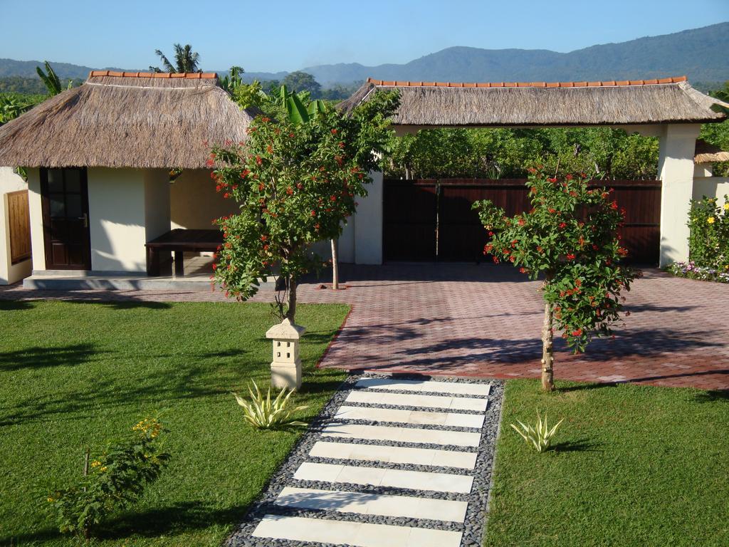 Villa Pelangi Bali Seririt  Værelse billede